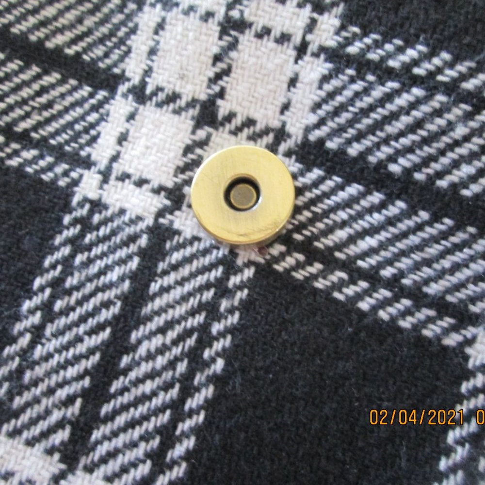'IZOD' Large Satchel Vegan Black& White Plaid Textile - Picture 5 of 7